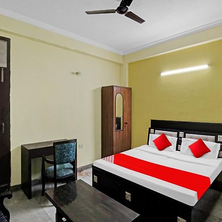 Hotel O Park View Noida Luaran gambar