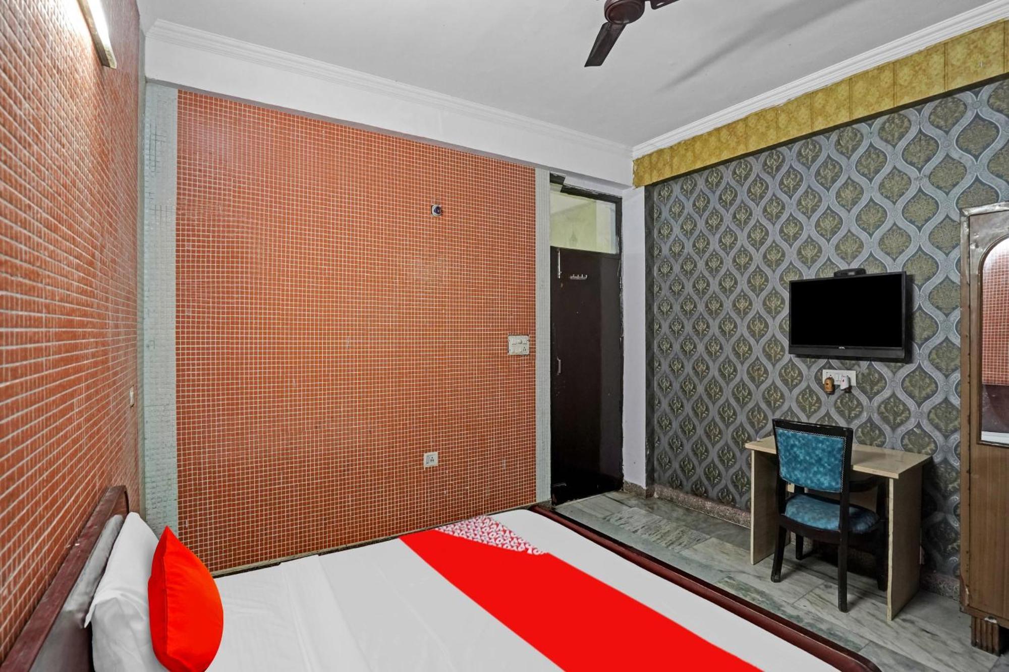 Hotel O Park View Noida Luaran gambar