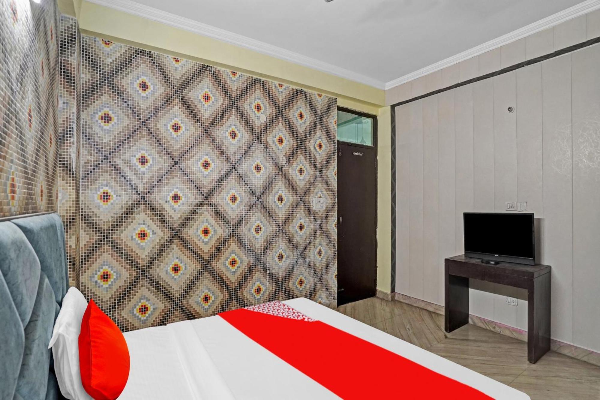 Hotel O Park View Noida Luaran gambar