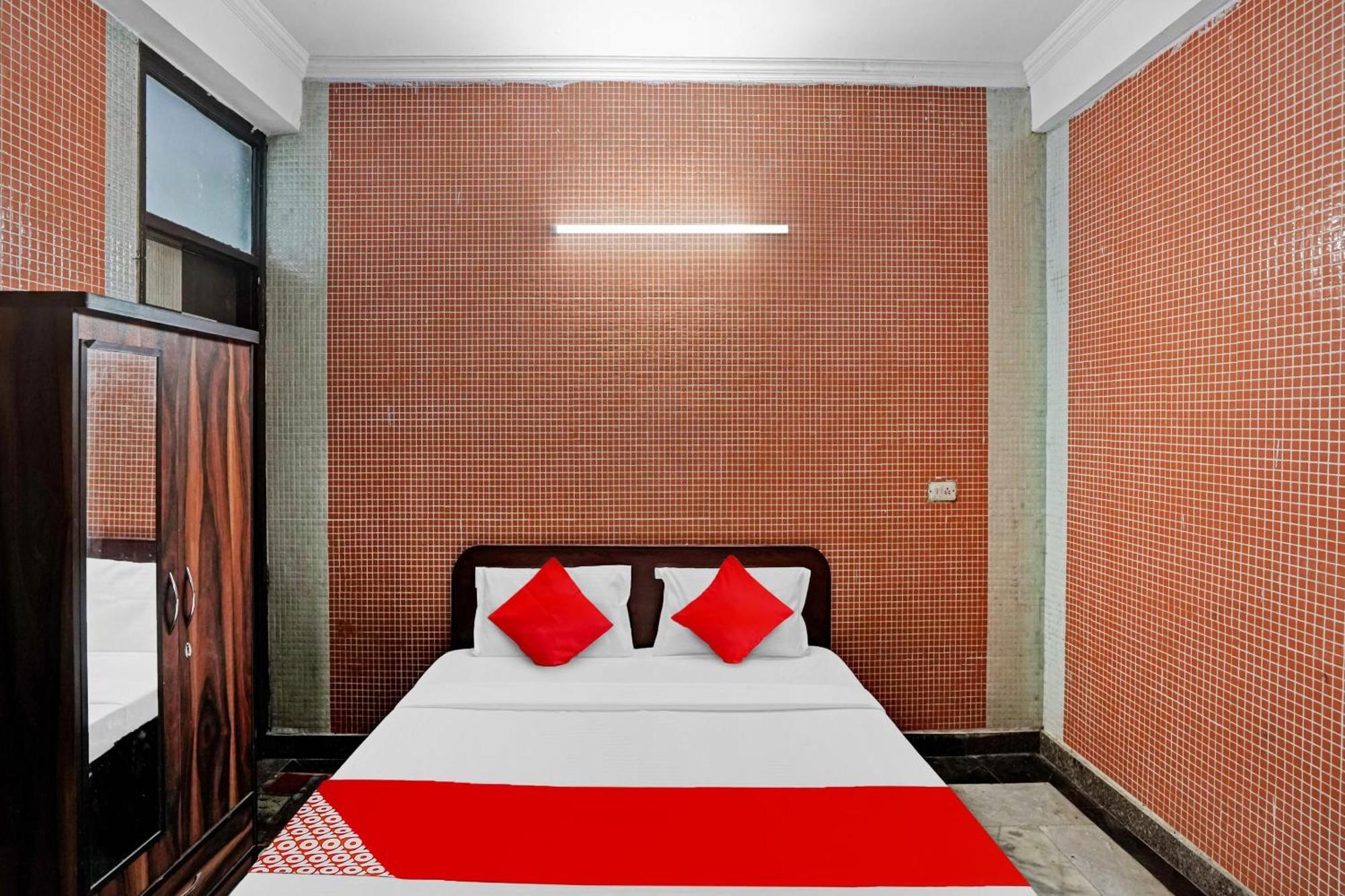 Hotel O Park View Noida Luaran gambar